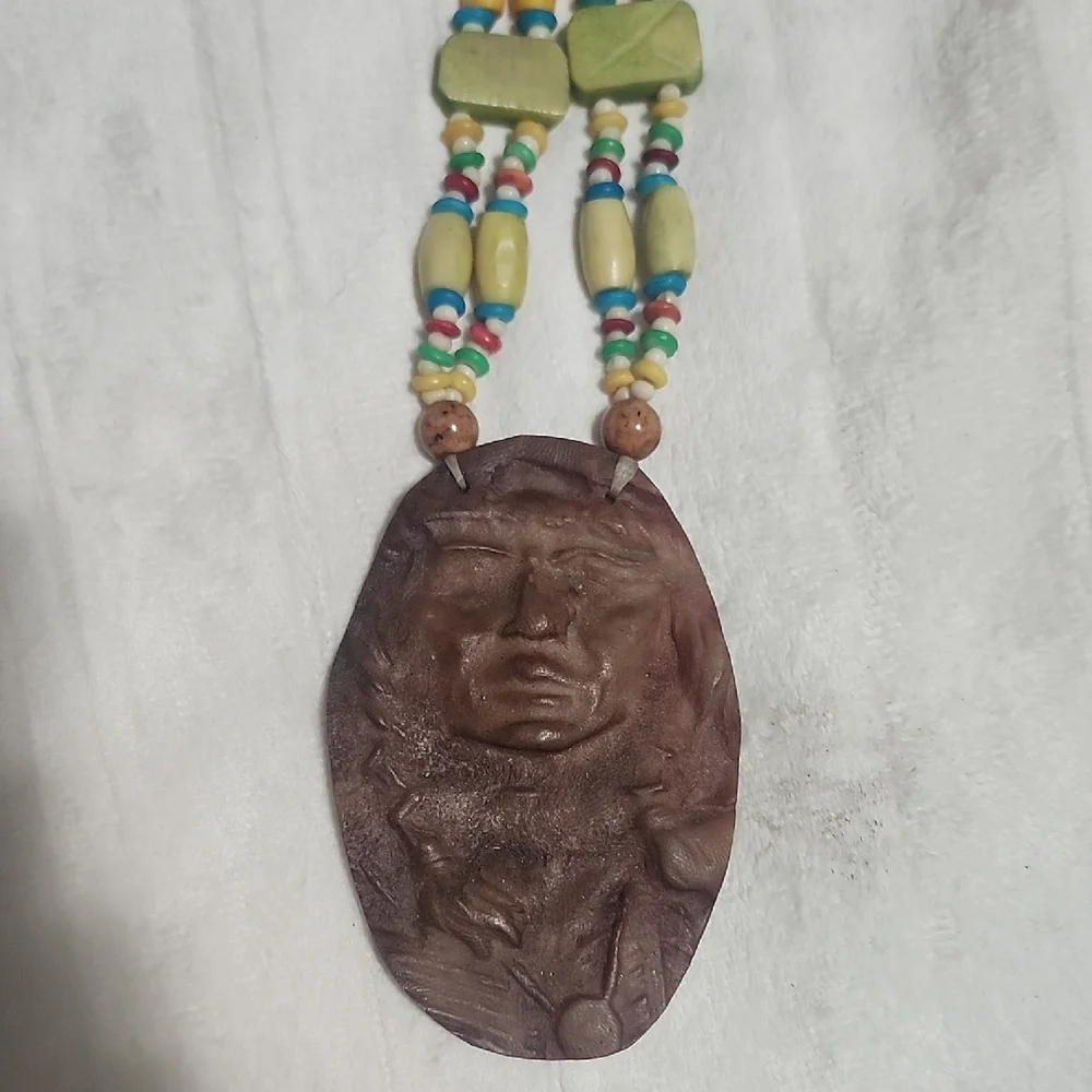 Handcrafted Beaded Native American Necklace with Brown Pendant - Picture 1 of 5